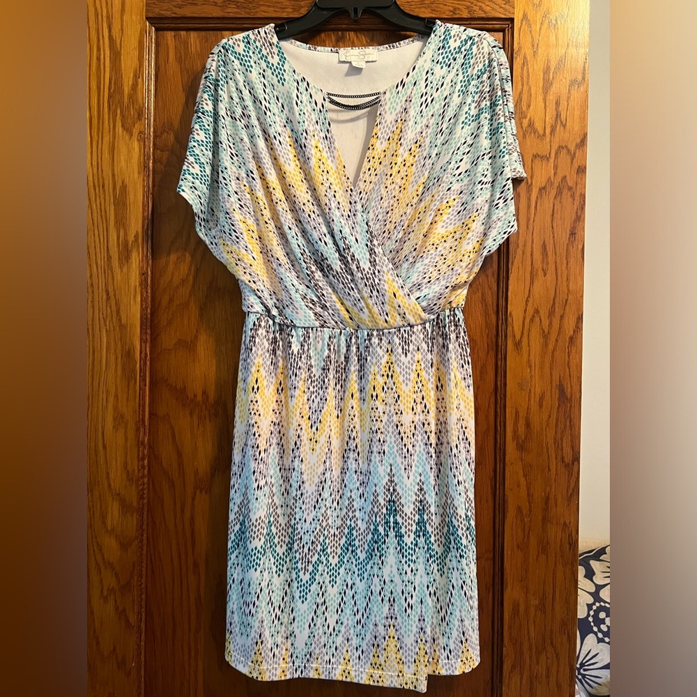 Jessica Simpson, Size 2, excellent condition, perfect for attending a wedding!